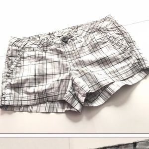 🦁Aeropostale Plaid Shorts 9/10